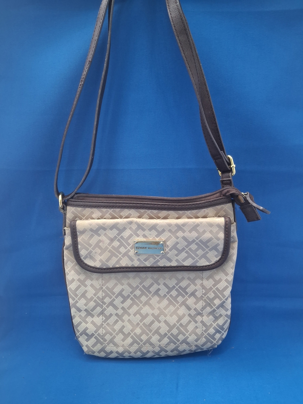Tommy Hilfinger Signatyre Monogram Crossbody Bag